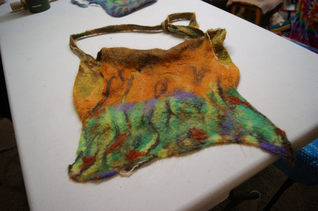 Nuno Felting Class – Seamless Handbag