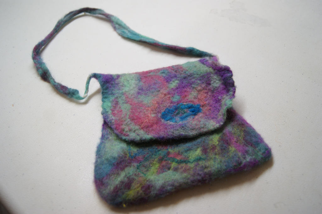 Nuno felting class - seamless handbag