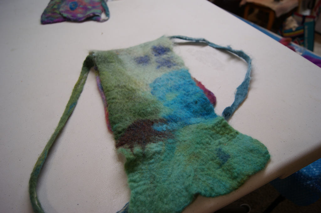 Nuno felting class - seamless handbag